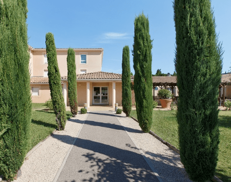 EHPAD "LES BAUX DU ROY". 6,60 %